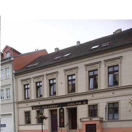 Hotel-Garni "Zum Loewen" Bad Freienwalde Exteriör bild